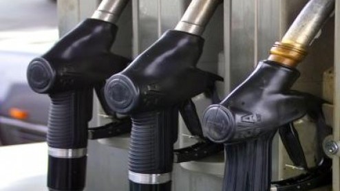 Komt het als een verrassing als we zeggen dat de accijns op brandstof zal gaan stijgen? Wel opvallend is dat de accijns op LPG vanaf 2014 zal stijgen met liefst zeven cent. Voor diesel is dat drie cen