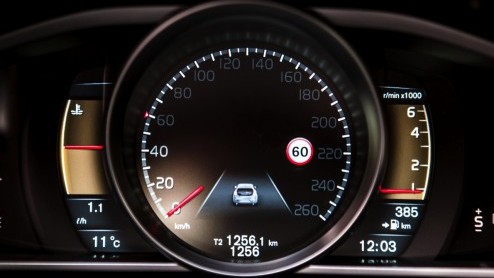 Autotest Volvo V40 Cross Country T5 AWD Summum