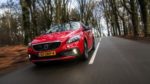 Autotest Volvo V40 Cross Country T5 AWD Summum