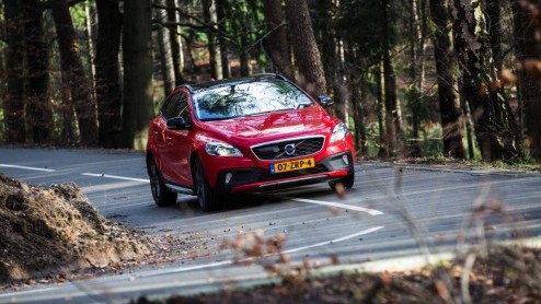 Autotest Volvo V40 Cross Country T5 AWD Summum