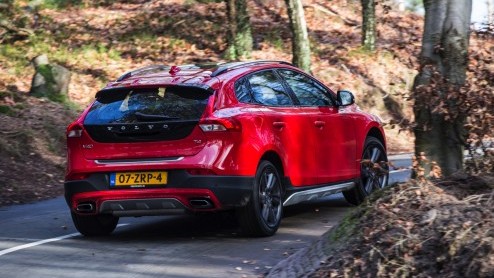 Autotest Volvo V40 Cross Country T5 AWD Summum