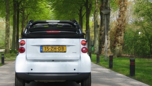 De nieuwe smart fortwo is sinds vorig jaar op de markt. Na een groeispurt van 20 centimeter heeft smart nu een volwassen stadsauto in de aanbieding. Dit voorjaar breidde het merk onder het motto een