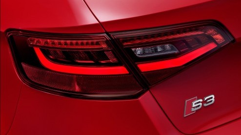 Audi S3 Sportback is nu te bestellen vanaf 49.900 euro. In ruil voor dat geld krijg je 300 pk verpakt in een sportief jasje. Met vierwielaandrijving.