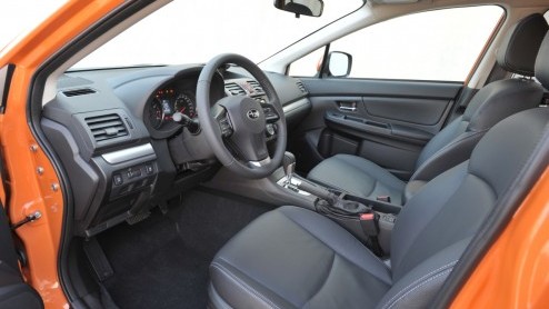Subaru betreedt met de XV een segment waarin het eerder nog niet actief was: de klasse van de compacte crossovers, waar onder meer de Nissan Qashqai en Hyundai ix35 hoge ogen gooien. De XV is volledig
