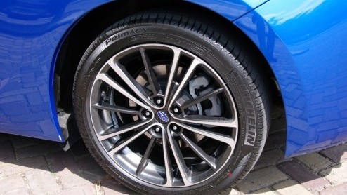 Hij heeft een rare naam, BRZ, maar verder is de nieuwe sportauto van Subaru precies wat hij zou moeten zijn. We zijn er behoorlijk opgetogen over. Waarom? Deze Japanse scheurneus is simpel en eerlijk.