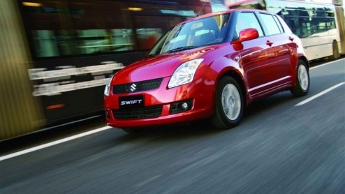 Met de Swift heeft Suzuki een sterke troef in handen. Het model verkoopt goed en blijkt nu bovendien ook bij jongeren het goed te doen. Dat is iets wat het merk ongetwijfeld voor ogen had. De Japanner