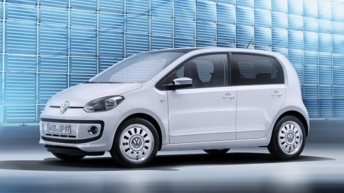 We wisten al dat de vijfdeursversie van de Volkswagen Up! in het verschiet zat en dat deze slechts 315 euro duurder zou worden dan de driedeurs. Foto's van de tweede carrosserievariant hadden we nog n