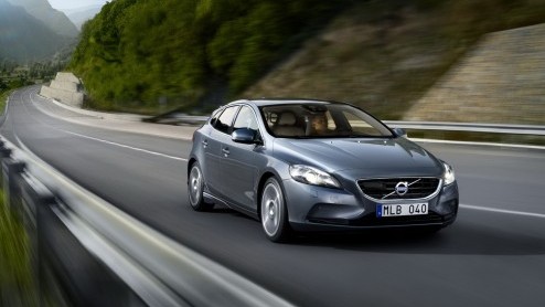 Ook al heeft Volvo er alles aan gedaan om het te voorkomen, tegen het internet is niets opgewassen. De foto's van de nieuwe V40 zijn openbaar en dus kan de hele wereld het eindresultaat nu al bewonder