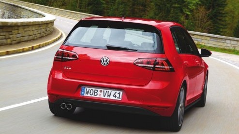 Autotest nieuwe Volkswagen Golf GTD, de stille kracht. En de GTI onder de diesels.