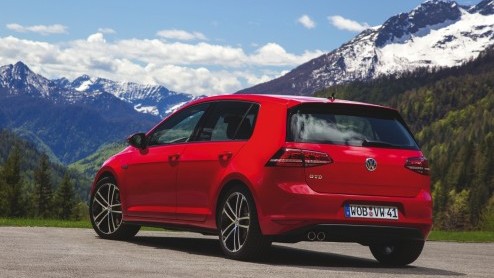 Autotest nieuwe Volkswagen Golf GTD, de stille kracht. En de GTI onder de diesels.