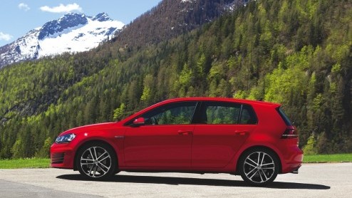 Autotest nieuwe Volkswagen Golf GTD, de stille kracht. En de GTI onder de diesels.