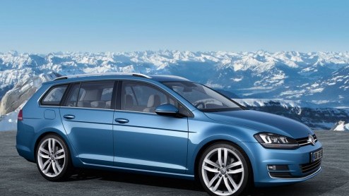 Met een bagagecapaciteit van 605 liter evenaart de nieuwe Volkswagen Golf Variant die van de Passat Variant.