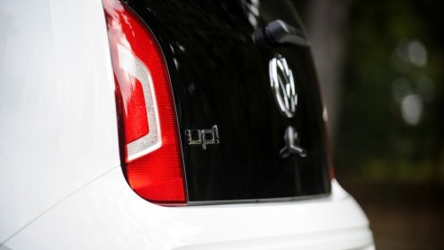 Waarom de Volkswagen Lupo in 2005 geen opvolger heeft gekregen is ons nog steeds een raadsel. De Fox die erna kwam was immers een slag groter en had zijn roots in Zuid-Amerika liggen. Met de nieuwe Up