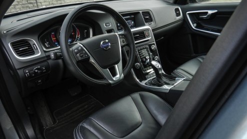 Autotest Volvo V60 D6 Plug-in Hybrid in Nederland. Heeft Volvo de elektro-smaak te pakken?