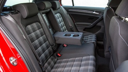 Autotest nieuwe Volkswagen Golf GTD, de stille kracht. En de GTI onder de diesels.