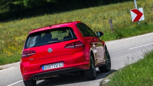 Autotest nieuwe Volkswagen Golf GTD, de stille kracht. En de GTI onder de diesels.