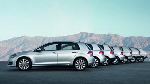 Toen we begin oktober de nieuwe Volkswagen Golf tijdens de internationale persintroductie reden, kon dat (als zo vaak) uitsluitend met de krachtiger gemotoriseerde uitvoeringen. Dat roept de vraag op