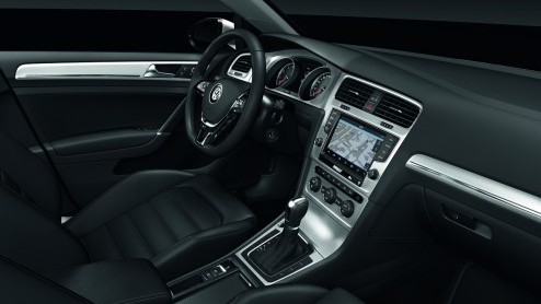 Toen we begin oktober de nieuwe Volkswagen Golf tijdens de internationale persintroductie reden, kon dat (als zo vaak) uitsluitend met de krachtiger gemotoriseerde uitvoeringen. Dat roept de vraag op