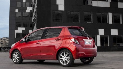 Toyotas nieuwe Yaris staat te trappelen van ongeduld in Nederland de weg op te gaan. Wij zochten de Japanner in Kopenhagen om de eerste kilometers te maken. Wat zijn onze bevindingen?