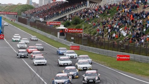 Circuit Park Zandvoort presenteert een afwisselende kalender voor het seizoen waarin het 60-jarig bestaan van het circuit gevierd wordt. Nationale evenementen met merkencups, toerwagens en formulewage