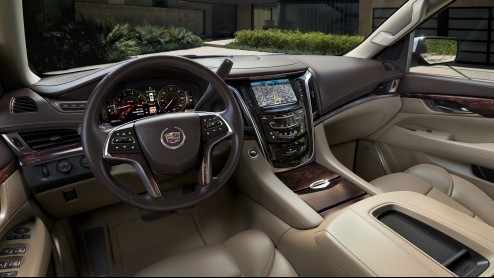 Cadillac introduceert de nieuwe Escalade 6.2 V8 model 2015, die begin volgend jaar op de markt komt.