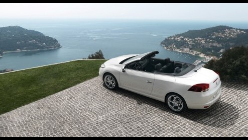 Renault neemt alvast een voorschot op het voorjaar. Door de prijzen van de Mgane Coup Cabriolet met maximaal 2.000 euro te verlagen maakt het merk zijn veelzijdige cabriolet weer aantrekkelijker. Pr