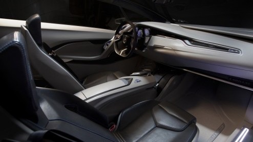 Een Cadillac met een eenlitermotortje en een verbruik van 1 op 25? Hij bestaat! De Urban Luxury Concept staat in Genve om de groene merkgedachte te gaan verspreiden. Dat is pas downsizen!