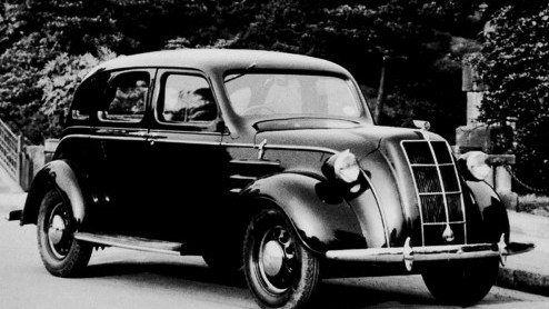 Feest bij Toyota op komst. Morgen bestaat het merk precies 75 jaar. Kiichiro Toyoda liet op 3 november 1937 Toyota Motor Company registreren. Zijn eerste product was de Toyota AA. In de jaren vijfti
