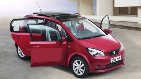 Het is geen geheim dat de Seat Mii ook als vijfdeurs leverbaar wordt. De importeur meldt vandaag dat de tweede variant vanaf deze zomer leverbaar wordt. De zuinige Ecomotive-versie stoot slechts 96 gr
