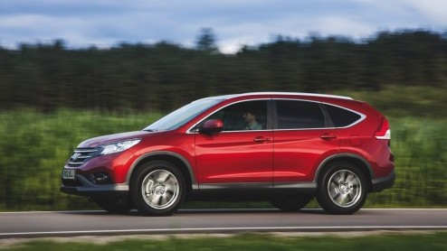 De nieuwe Honda CR-V hebben we al even aan de tand kunnen voelen maar prijzen waren er nog niet. Honda maakt bekend de nieuwe CR-V vanaf 3 november bij de dealer te zetten voor prijzen vanaf 29.990 eu