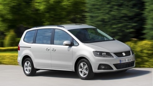 Liefhebbers van de SEAT Alhambra zitten gebakken. SEAT introduceert voor dit model namelijk een speciaal Business-pakket. Kort gezegd kan er worden gerekend op een groot aantal extras met een consume