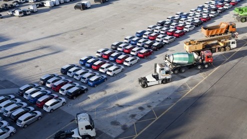 Zoals eerder aangekondigd zet Seat voet aan wal in China. Seat maakt vandaag bekend de eerste autos verscheept te hebben. Na de eerste lichting van 250 auto's zullen er nog velen volgen.