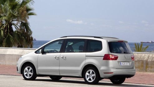 Liefhebbers van de SEAT Alhambra zitten gebakken. SEAT introduceert voor dit model namelijk een speciaal Business-pakket. Kort gezegd kan er worden gerekend op een groot aantal extras met een consume