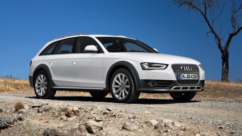 In navolging van de vernieuwde Audi A4 Limousine en Avant staat vanaf volgende maand de geretoucheerde A4 allroad in de showroom. Prijzen vallen tot 3000 euro lager uit dan voorheen; de vanafprijs lig