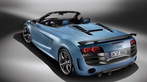 Ach waarom ook niet? Audi introduceert in navolging van de R8 GT nu de Spyder versie. De open topversie heeft dezelfde 560 pk sterke V10 en door gebruik te maken van carbon is 85 kg lichter dan andere