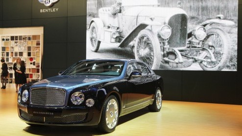 Op de autoshow van Peking maakt Bentley niet alleen meer details over de EXP 9 F bekend maar wordt ook de exclusieve Mulsanne Diamond Jubilee Edition in de schijnwerpers gezet.