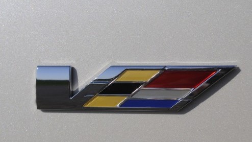 Een honderdsprint in krap vier tellen en een topsnelheid van meer dan 300 km/u. Maak kennis met de Cadillac CTS-V Wagon, een Corvette in gezinsverpakking. Op en rond de Duitse Autobahn gaven we de nie