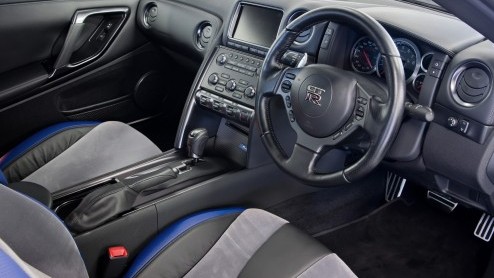 Wil je bij Nissan echt tot het uiterste gaan? Bestel dan een nieuwe GT-R met Track Pack. Lichter, sneller en compleet circuitrijp. Sensatie!