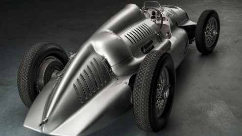 Audi heeft een mooie vondst gedaan; enkele weken geleden heeft Audi n van de uiterst zeldzame Auto Union Silberpfeile teruggekocht. Het is n van de legendarische raceautos uit de jaren dertig,