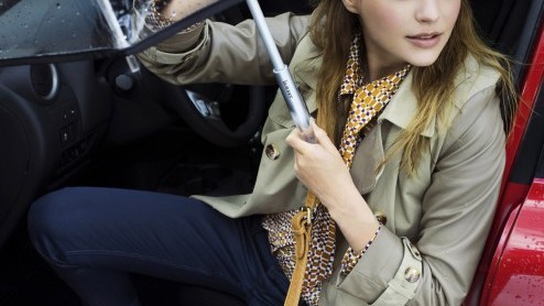 Nissan heeft samen met modemagazine ELLE een speciale uitvoering van de Micra bedacht; de Micra ELLE. Voorzien van extra snufjes en specifieke styling debuteert de Japanner op de Autosalon van Parijs.