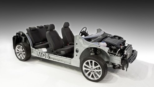 De Volkswagen Groep introduceert een nieuw technisch platform MQB, dat door variabiliteit voor veel nieuwe modellen aan de basis zal staan. Tegelijkertijd worden ook nieuwe TSI en TDI-motoren gentrod