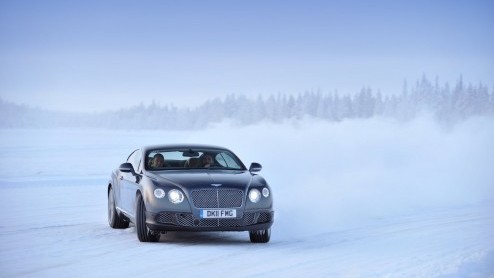 Net als vorig jaar organiseert Bentley ook in 2013 het Power on Ice-programma. Hierbij krijgen klanten en andere Bentley-enthousiastelingen de mogelijkheid om met de Continental GT op bevroren meren t
