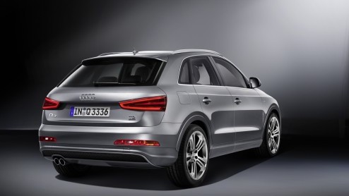 En dit is m dan, de Audi Q3! De nieuwe compacte SUV debuteert op de autotentoonstelling van Sjanghai en arriveert net na de zomer in ons land.