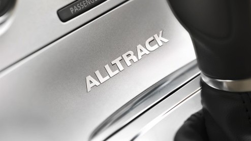 Stoer doen in een Passat? Dat kan, want vanaf nu is de Passat Alltrack te bestellen. Met keuze uit twee TSI- en twee TDI-motoren begint de prijslijst bij 39.890 euro. Vierwielaandrijving is op bijna a