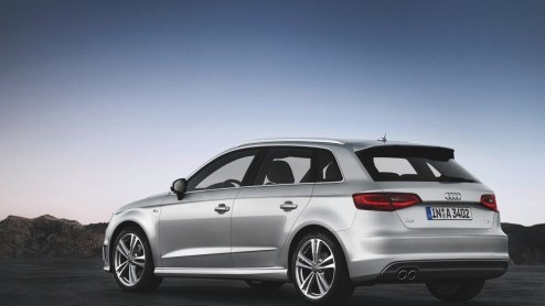 Geen Audi is compleet zonder Pro Line. Nu is er voor de A3 en A3 Sportback een Pro Line S pakket beschikbaar met sportieve en luxe extras dat uitsluitend te combineren is met de Ambition-uitvoering.