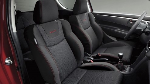 De nieuwe Suzuki Swift Sport is vandaag vanuit alle hoeken te bekijken. Het sportieve model met hoogtoerige 1.6 motor wordt begin 2012 leverbaar en heeft dan pas ook een prijskaartje.