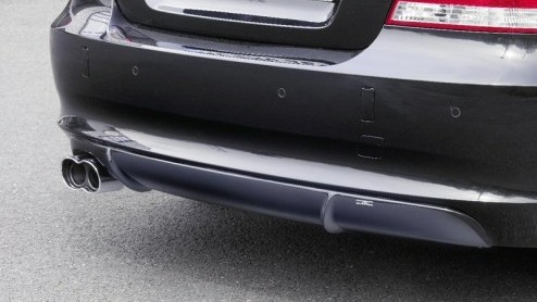 Wie de door ons gereden BMW 120iA Cabrio nog net wat tam vind, kan zich melden bij het team van AC Schnitzer. Deze gerenommeerde BMW-tuner heeft motortuning en een stylingpakket klaarliggen, om je ope