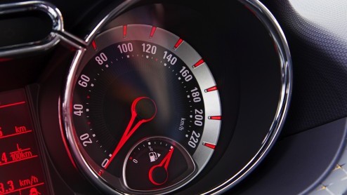 In Lissabon maken we momenteel kennis met de nieuwe Opel Adam. Hoe zijn de eerste kilometers bevallen? Vandaag alvast een eerste rij-indruk met wat extra details over de toekomst van Adam. Er zit nog 