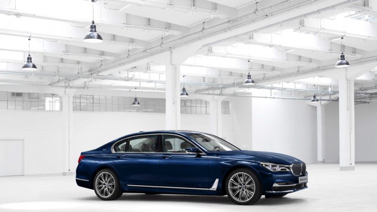 BMW 7 Serie viert 100 jarig bestaan van BMW met de door BMW Individual op smaak gebrachte The Next 100 Years uitvoering.