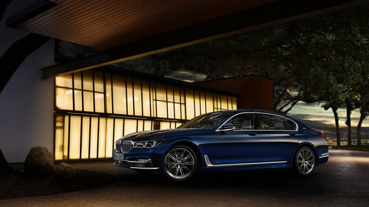 BMW 7 Serie viert 100 jarig bestaan van BMW met de door BMW Individual op smaak gebrachte The Next 100 Years uitvoering.